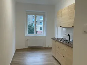 Prodej bytu 1+1, Praha - Libeň, U libeňského pivovaru, 48 m2