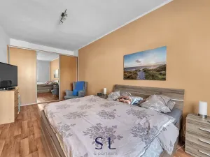 Prodej rodinného domu, Doksy, náměstí Republiky, 470 m2