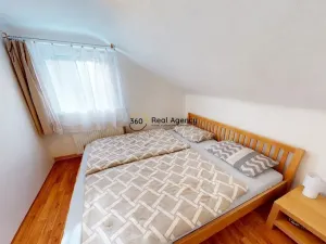 Pronájem chaty, Jevany, Ve Smrčinách, 85 m2
