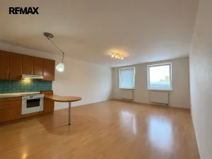 Pronájem bytu 3+kk, Praha - Libeň, Kovanecká, 74 m2
