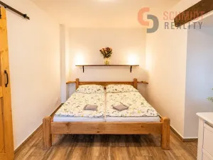 Prodej ubytování, Bavory, 323 m2