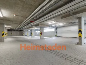 Pronájem garáže, Praha - Holešovice, U Pergamenky, 12 m2