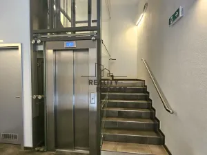 Pronájem kanceláře, Hodonín, Dolní Valy, 12 m2
