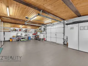 Prodej vícegeneračního domu, Pečky, 280 m2