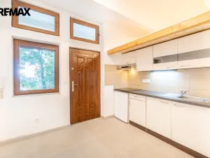 Prodej bytu 1+kk, Praha - Smíchov, Mošnova, 19 m2