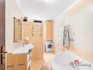 Prodej bytu 3+kk, Plzeň - Lhota, Na Dolíkách, 86 m2