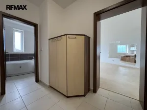 Pronájem bytu 2+kk, Olomouc - Řepčín, gen. Píky, 65 m2
