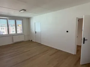 Prodej bytu 4+kk, Kadaň, Chomutovská, 78 m2