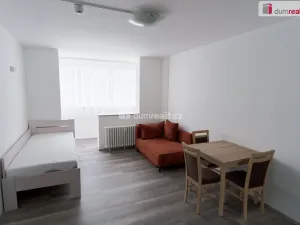 Pronájem bytu 1+kk, Praha - Střížkov, Děčínská, 32 m2