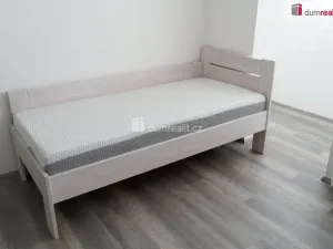 Pronájem bytu 1+kk, Praha - Střížkov, Děčínská, 32 m2