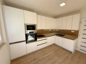 Prodej bytu 2+kk, Zlín, Větrná, 42 m2