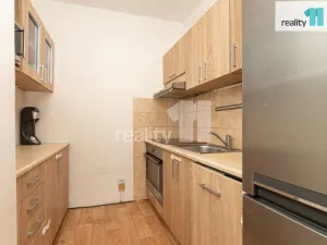 Pronájem bytu 2+kk, Praha - Kamýk, Cuřínova, 43 m2