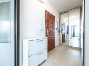 Pronájem bytu 3+kk, Praha - Kamýk, Papírníkova, 74 m2
