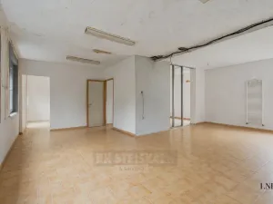 Prodej apartmánu, Moldava, 410 m2