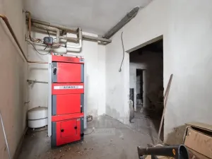 Prodej apartmánu, Moldava, 410 m2