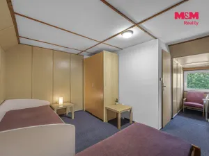 Prodej ubytování, Deštné v Orlických horách, 1200 m2