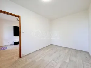 Pronájem bytu 2+kk, Praha - Suchdol, Stehlíkova, 48 m2