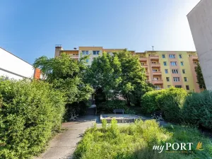 Prodej bytu 3+1, Hluboká nad Vltavou, Nerudova, 71 m2