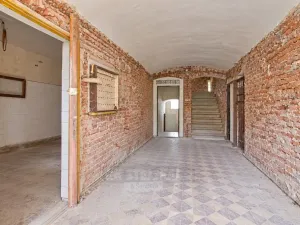 Prodej vícegeneračního domu, Moldava, 431 m2