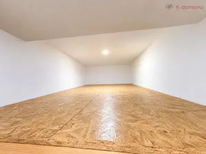 Prodej bytu 2+1, Prostějov, Husovo nám., 76 m2