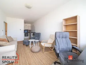 Prodej bytu 2+kk, Praha - Černý Most, Kpt. Stránského, 45 m2