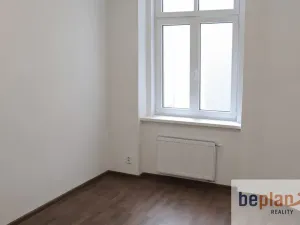 Pronájem bytu 2+1, Karlovy Vary, Moskevská, 66 m2