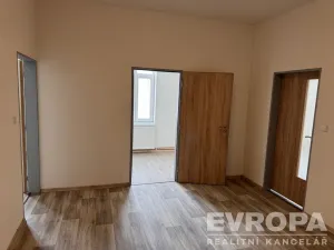 Pronájem bytu 3+kk, Liberec - Liberec IV-Perštýn, Košická, 61 m2