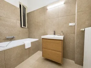 Prodej bytu 3+1, Praha - Nové Město, Petrská, 107 m2
