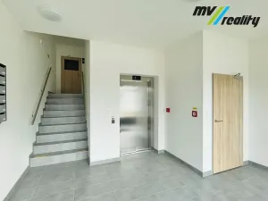 Pronájem bytu 2+kk, Lysá nad Labem, Šípková, 51 m2