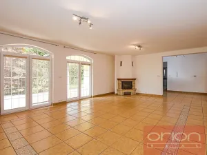 Prodej rodinného domu, Jesenice - Osnice, Karafiátová, 302 m2