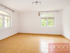Prodej rodinného domu, Jesenice - Osnice, Karafiátová, 302 m2