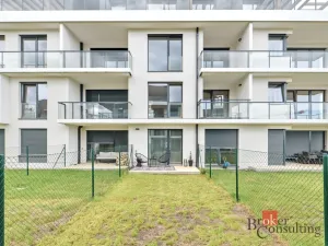 Pronájem bytu 1+kk, Praha - Dolní Chabry, Za Pískovnou, 37 m2