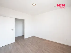 Pronájem bytu 2+kk, Hradec Králové - Kukleny, Pražská třída, 55 m2