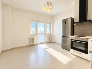 Pronájem bytu 2+kk, Praha - Nusle, Sevřená, 50 m2