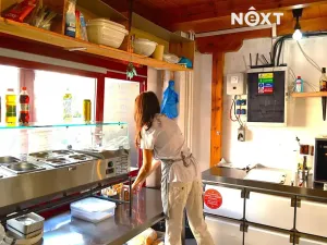 Pronájem obchodního prostoru, Třeboň, Masarykovo nám., 16 m2