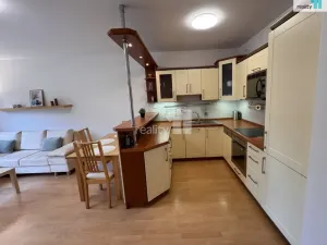 Pronájem bytu 2+kk, Praha - Záběhlice, Podle náhonu, 65 m2