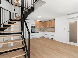 Pronájem bytu 5+kk, Praha - Jinonice, Řeporyjská, 107 m2