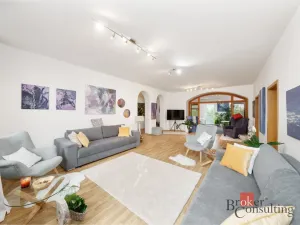 Prodej obchodního prostoru, Hostivice, Čsl. armády, 1000 m2