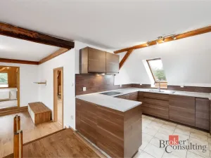 Prodej obchodního prostoru, Hostivice, Čsl. armády, 1000 m2