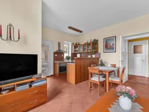 Prodej ubytování, Červený Kostelec, náměstí T. G. Masaryka, 1120 m2