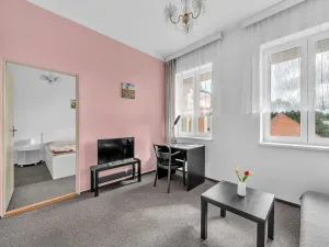 Prodej ubytování, Červený Kostelec, náměstí T. G. Masaryka, 1120 m2