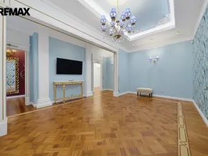 Prodej bytu 2+1, Karlovy Vary, nábřeží Jana Palacha, 72 m2