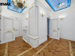 Prodej bytu 2+1, Karlovy Vary, nábřeží Jana Palacha, 72 m2