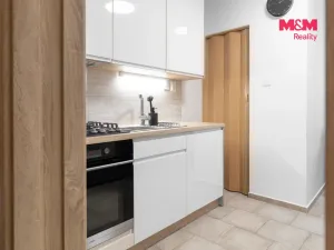 Prodej bytu 2+1, Ostrava - Moravská Ostrava, Veleslavínova, 63 m2