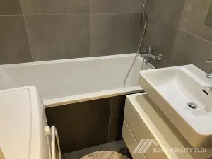 Pronájem bytu 3+1, Zlín, Křiby, 65 m2