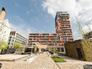 Pronájem apartmánu, Praha - Holešovice, Komunardů, 90 m2
