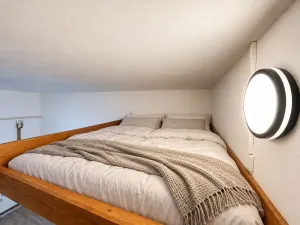 Pronájem bytu 1+kk, Liberec, Rumjancevova, 25 m2