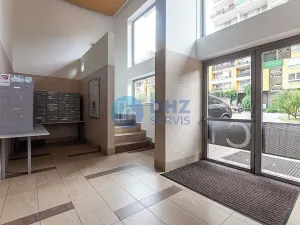 Prodej bytu 4+kk, Praha - Vysočany, Pod Harfou, 108 m2