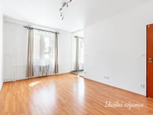 Pronájem bytu 2+kk, Praha - Vysočany, Spojovací, 47 m2