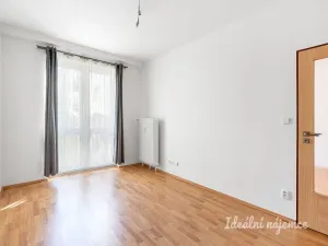 Pronájem bytu 2+kk, Praha - Vysočany, Spojovací, 47 m2